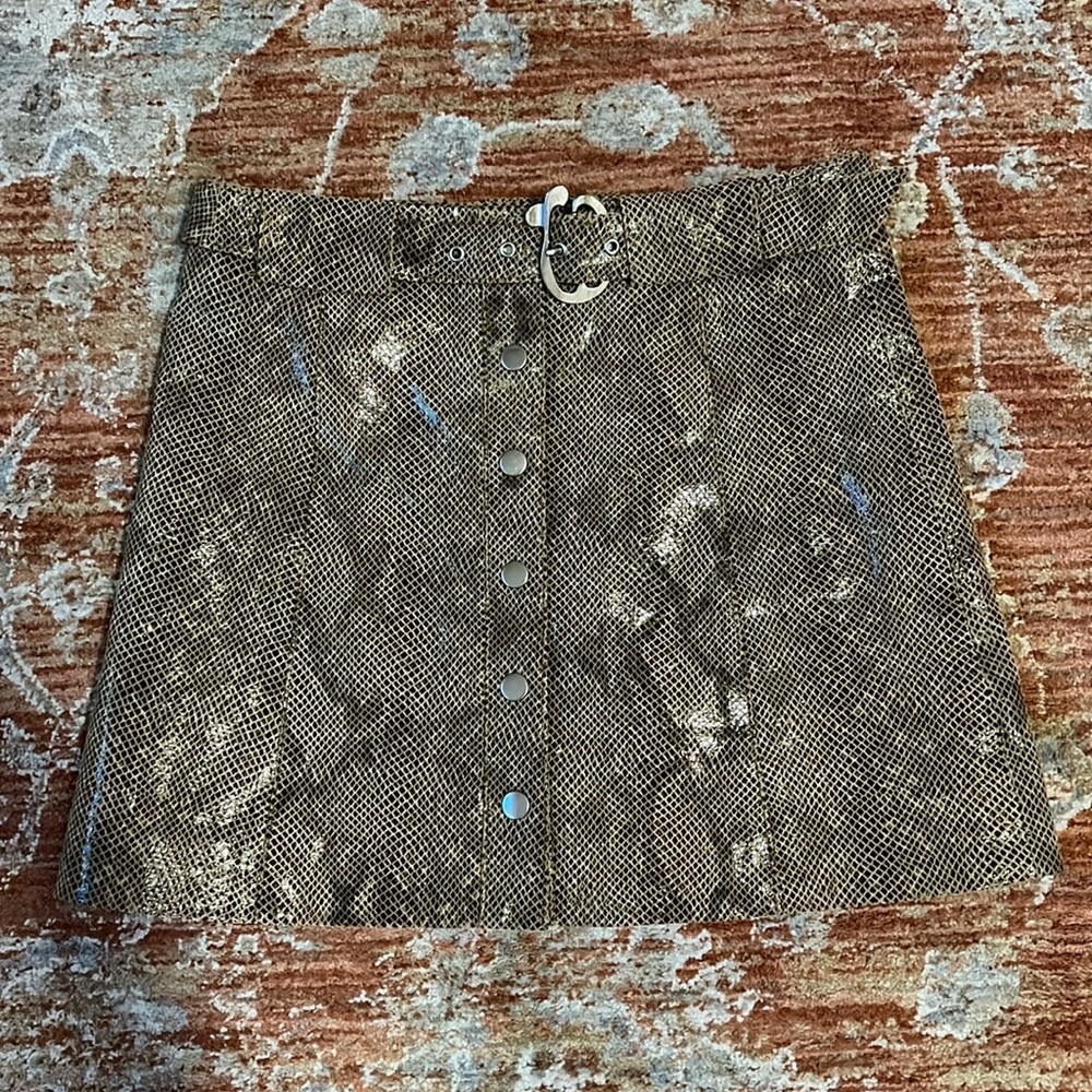 NWOT Zara snake  print skirt